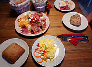 Cafe Schönsüß food