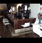 Cafeteria La Bugalla inside