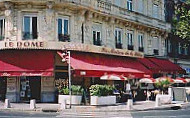 Brasserie le Dome outside