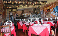 Restaurante Pizzeria Italiana Al Macarroni inside