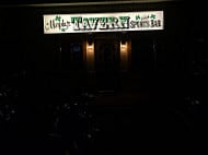 Murphy's Tavern outside
