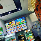 Emirates Burger food
