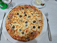 La Campagnola Pizzeria food