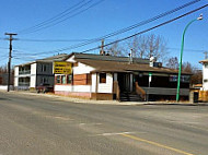 Bruno's Deli & Pizza outside