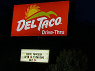 Del Taco inside