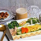 School Of Black Kā Fēi Huì Guǎn Comida