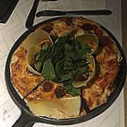 Antonia Pizzeria food