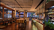 Lennons Restaurant & Bar inside
