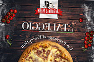 La Boite a Pizza food