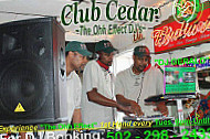 Club Cedar outside