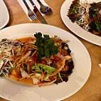 Pa Pa Thai food