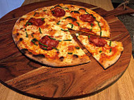 Vincenzo's Wood Fired Pizza food