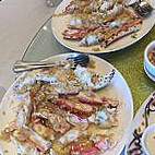 Tin Tin Seafood Harbour food