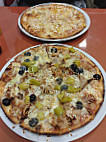 Daddy's Pizza Place food