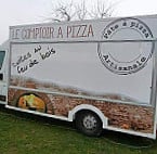 Le Comptoir à Pizza outside