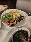 La Table Libanaise food