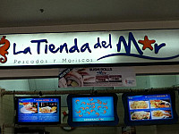La Tienda Del Mar inside
