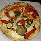 Da Silvano: Trattoria Fantasia Taglieri Verdure .e Pizza! food
