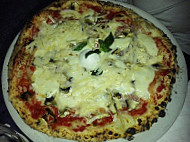 Pizzeria Napoletana Lo Scugnizzo food