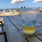 Beach Hut Tanner Park food