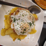 Meson Avellaneda Comida