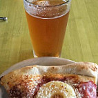 Schmizza Pub Grub food