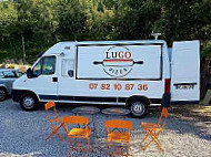 Lugo Pizza outside