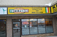 Tutti Panini inside