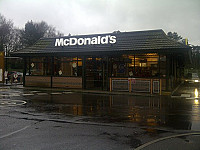 Mcdonald's Ferndown outside