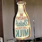 Wàn Dà Mù Chǎng Bǔ Rǔ Shì Comida