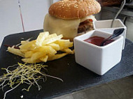 Caracter food