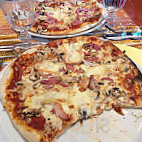 Brasserie Pizzeria Le Zinc food