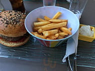Burger Les 2 Rivieres food