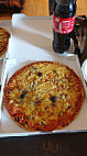 Pizzas Laurent food