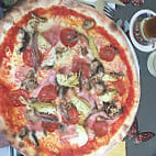 Meo Pizza Aperitivo food