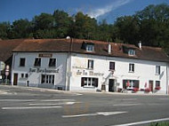 Le Moulin Des Malades (monteplain) outside
