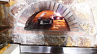 Pizzeria Asador Los Morenos inside