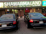 Shawarma Land outside