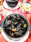 Moules And Beef Andernos food
