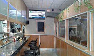 Bar Restaurante Guaza inside