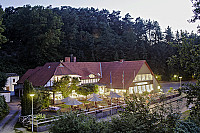 Hotel Restaurant Waldfrieden outside