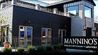 Mannino's Italian Kitchen Lounge outside