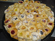 Kolache Rolf's food