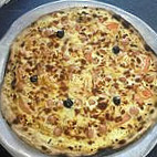 La Pizz' a Dav food