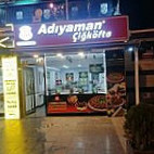 Ahmet Aybak Adıyaman Çigköftecisi outside