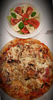 La Fontana Pizza food