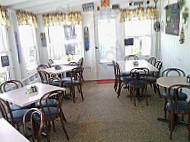 Bay Breeze Cafe inside