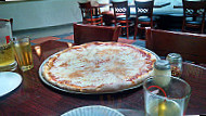 Patellini's Pizza food