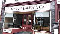 Mount Pleasant Bakery outside