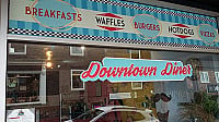 Downtown Diner outside